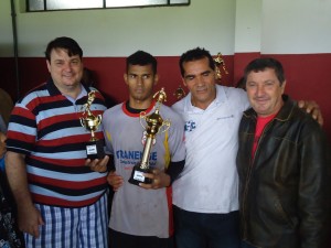 RONALD, JELINSON (PITU), SANTANA E VEREADOR JULINHO LOPES DSC00107